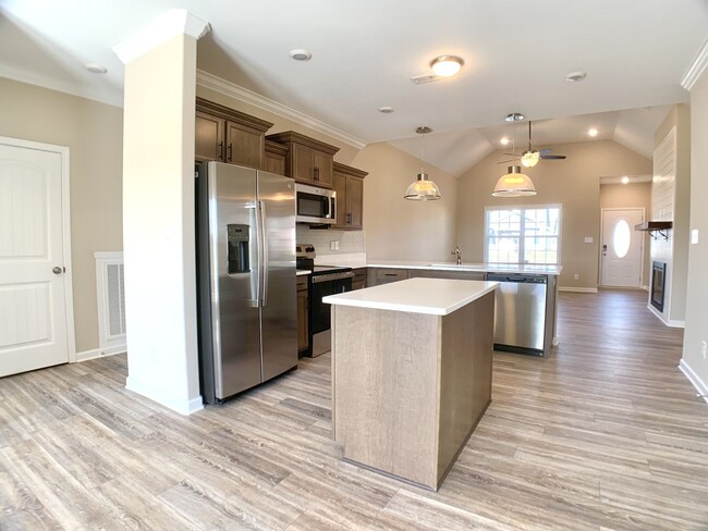 Building Photo - 432 Ayden Ln