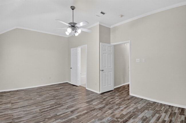 Building Photo - 38 Wineberry Pl