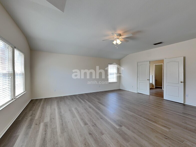 Building Photo - 23007 Airedale Ln