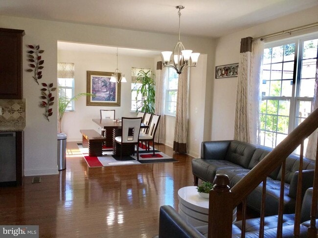 Building Photo - 42258 Castle Ridge Square