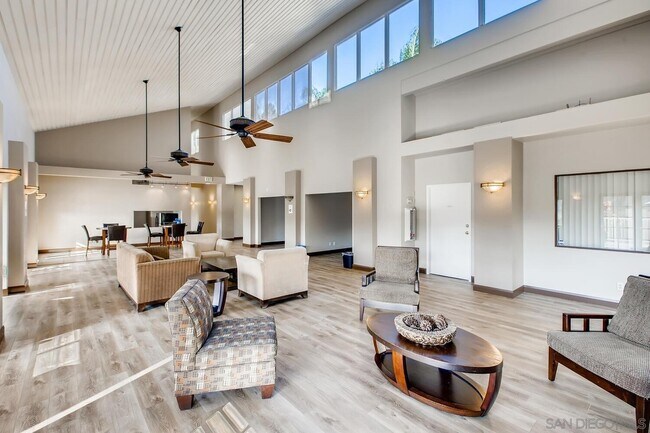 Building Photo - 8604 Via Mallorca