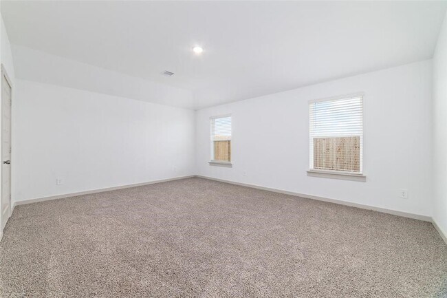 Building Photo - 7207 Sunbreeze Ln