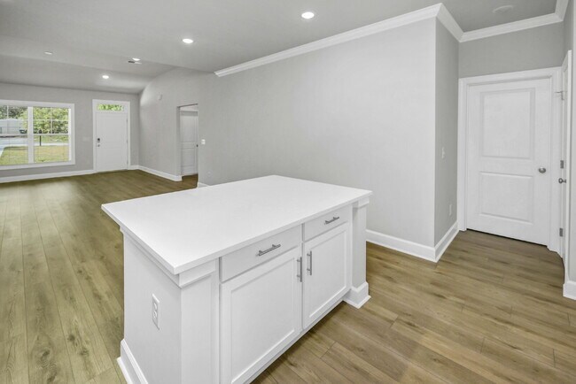 Building Photo - Brand-New 4BR Home in Prime Columbia Location!