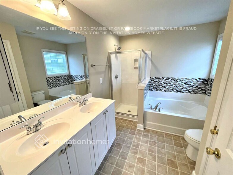 Building Photo - 120 Morrocroft Ln