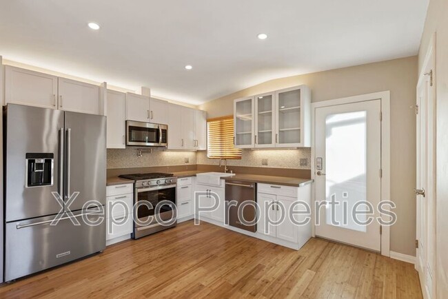 Building Photo - 68540 F St
