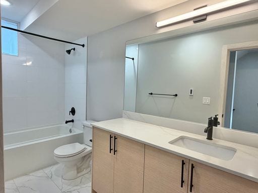 Building Photo - Upscale 3-level Modern Townhome in desired Delridge Neighborhood! Available Now!