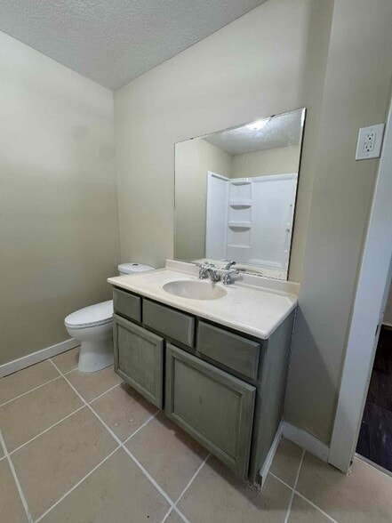 Building Photo - 14644 Kellogg School Rd