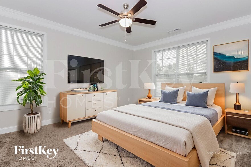 Building Photo - 117 W Americana Dr