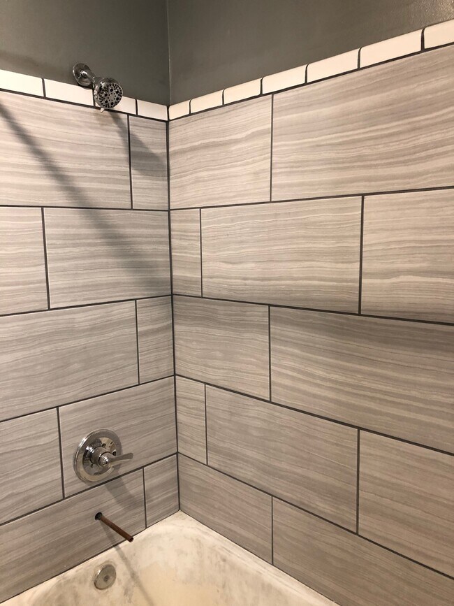 Ceramic Tub Wall /Now Complete - 819 S Braddock Ave