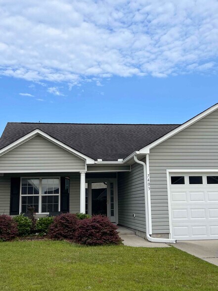Primary Photo - 7403 Walking Horse Ct
