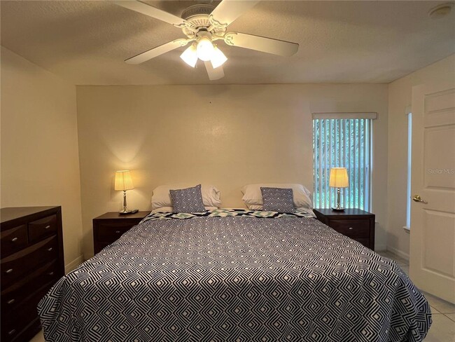 Building Photo - 8805 Grand Palms Cir