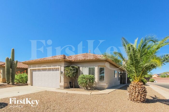 Building Photo - 9747 N Sandy Valley Dr