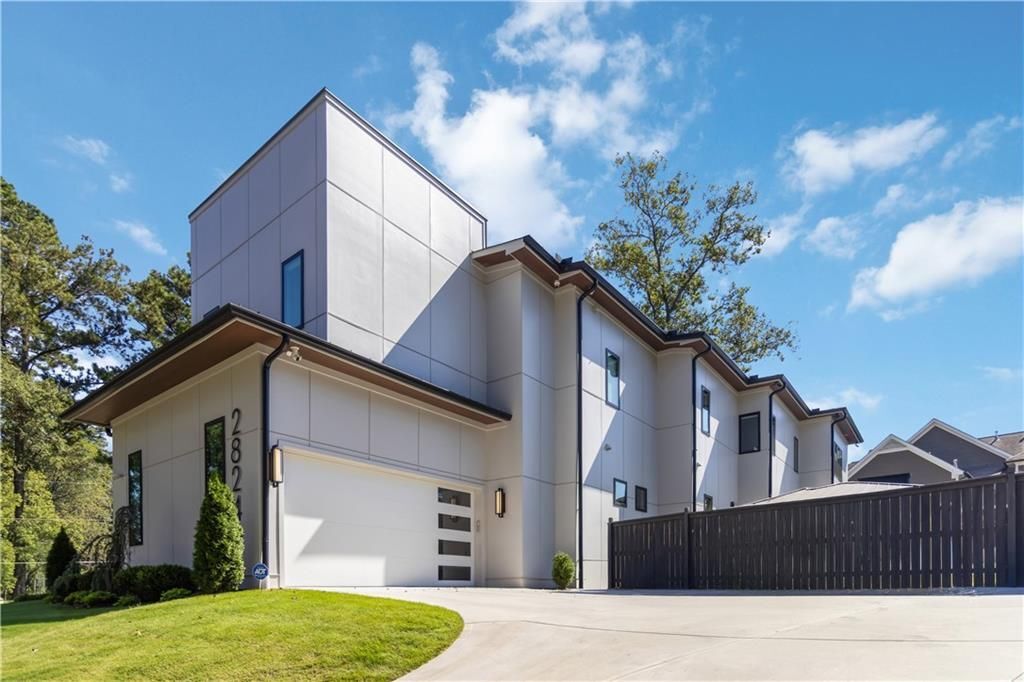 Building Photo - 2824 Ashford Rd NE