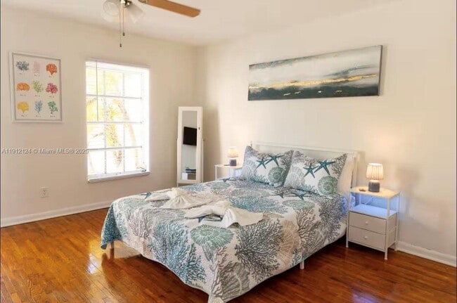 Building Photo - 1949 NE 123rd St