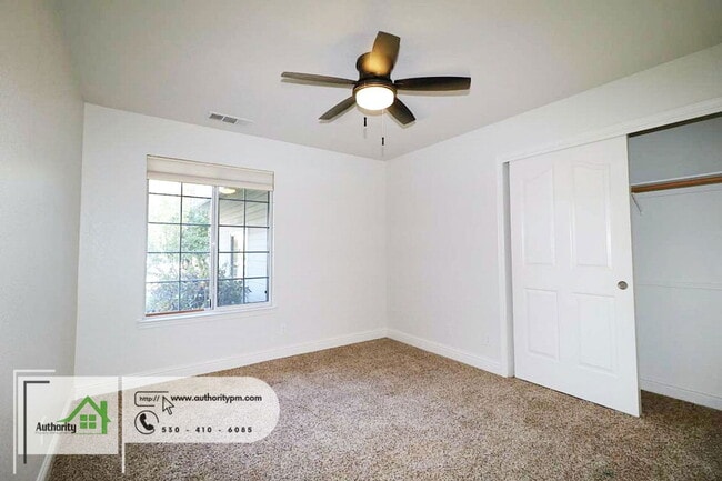 Building Photo - 4561 Moyvane Dr