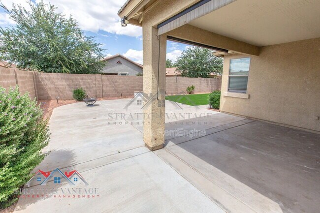 Building Photo - 3068 E Ravenswood Dr