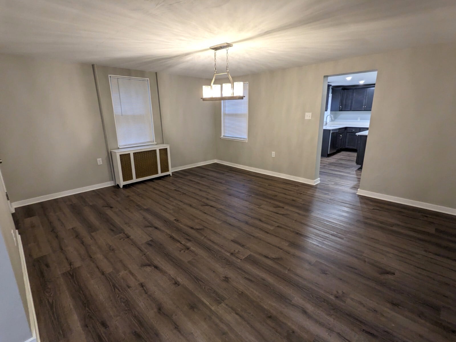 Dining room - 5012 Dearborn St