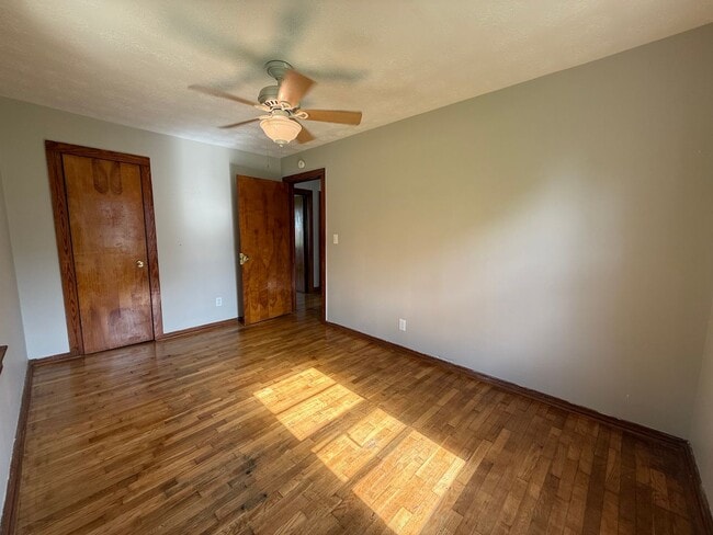 Building Photo - 3 Bedroom 1 Bathroom Home in Greene County...