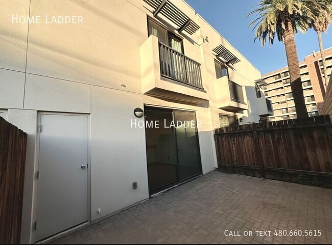 Building Photo - 620 N 4th Ave