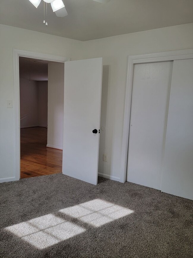 Building Photo - 2 Bedroom 1bath Oceanview/Bayview