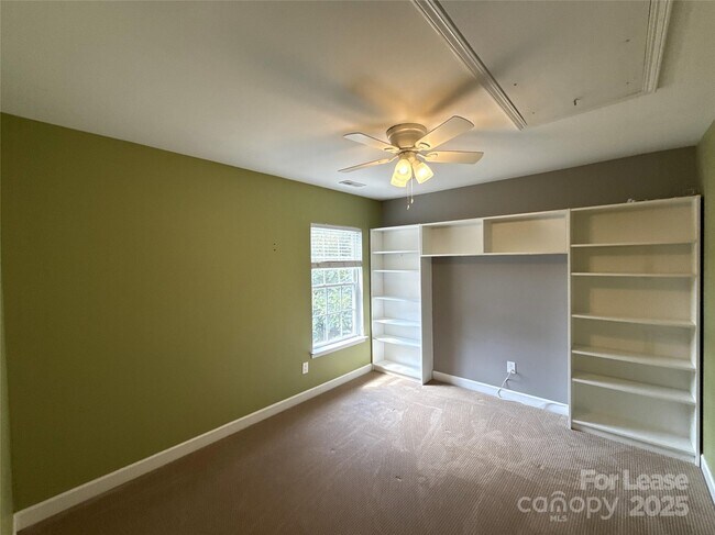 Building Photo - 8112 Calistoga Lane