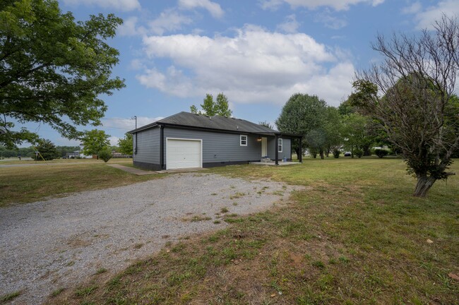 Building Photo - 202 Caribou Trail