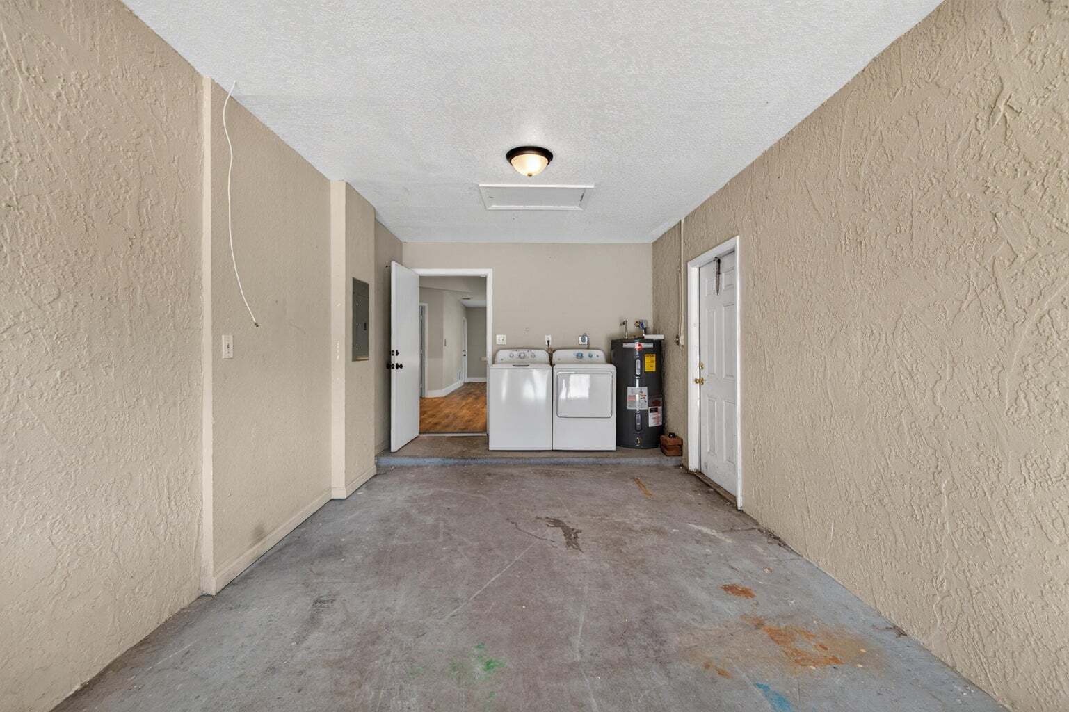 Building Photo - 351 NW 8th Ave