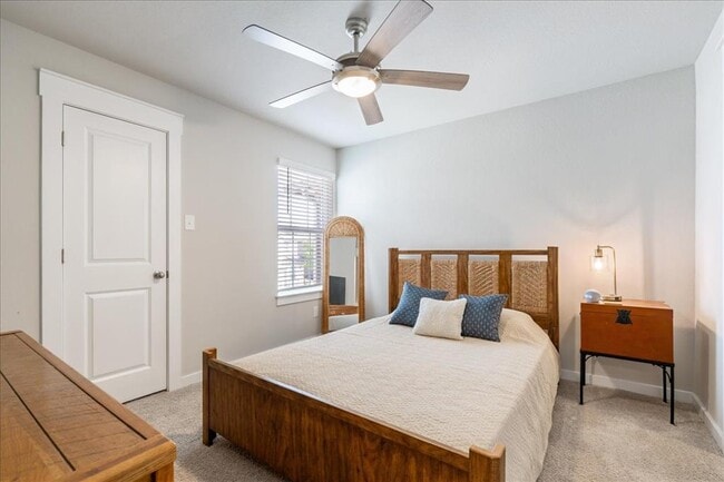 Building Photo - 17103 Crane Fly Dr
