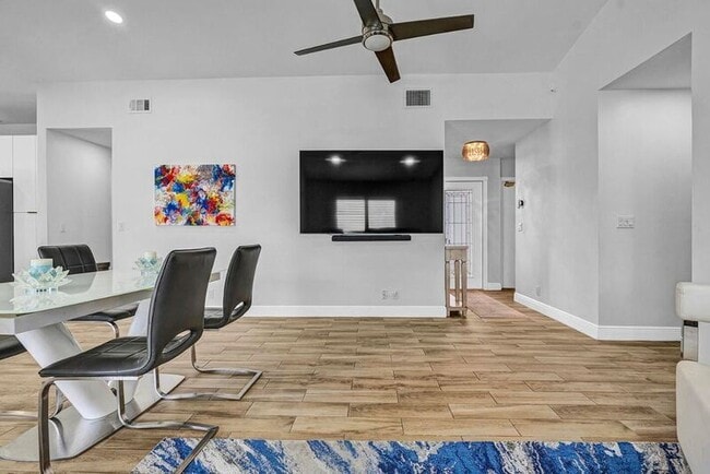 Building Photo - 19119 Winslow Terrace