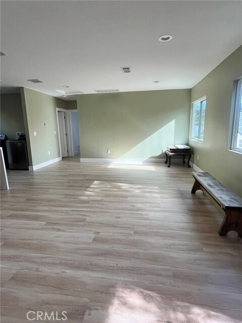 Building Photo - 4909 Aldama St
