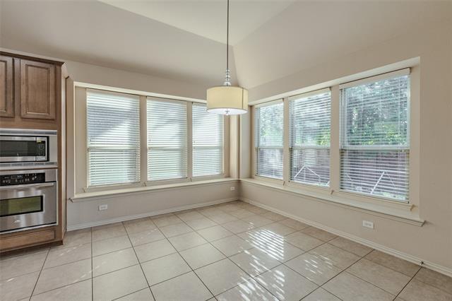 Building Photo - 7302 Chittamwood Ct