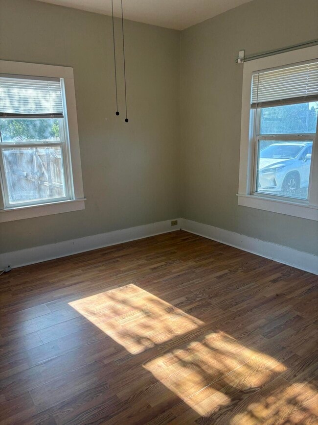Building Photo - 2324 20th St