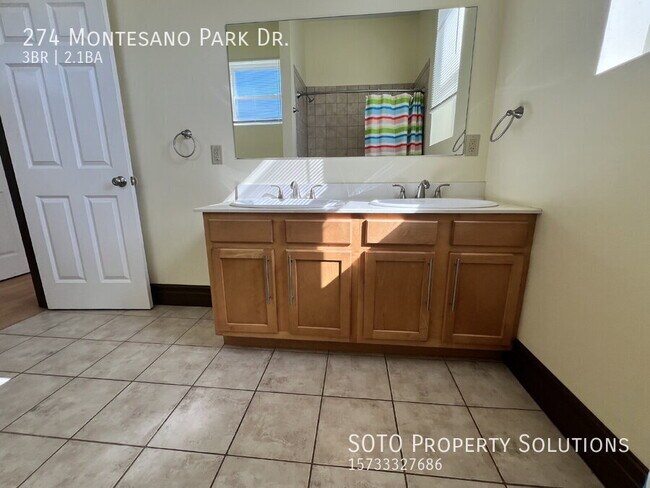 Building Photo - 274 Montesano Park Dr