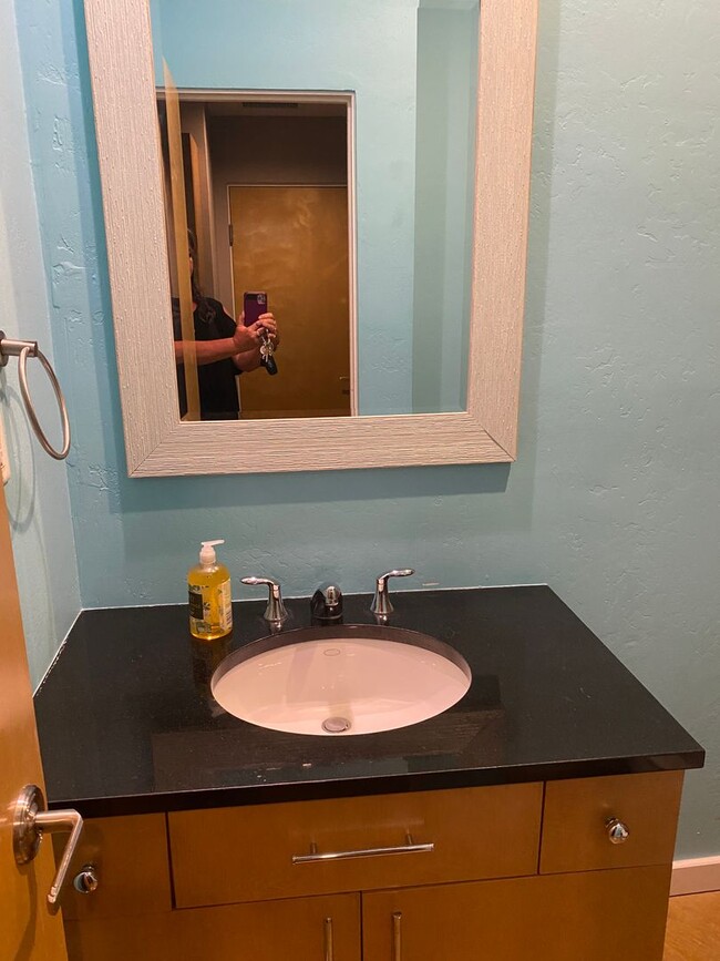Building Photo - Contemporary 2 Bedroom, 2.5 Bath townhouse...