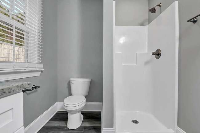 Building Photo - Beautifully renovated and repurposed house