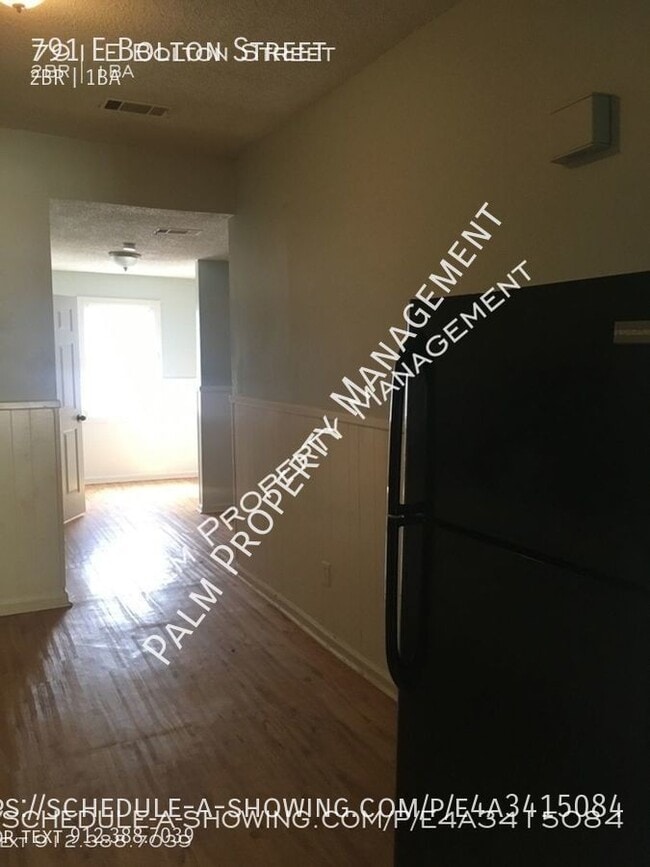 Building Photo - 791 E Bolton St