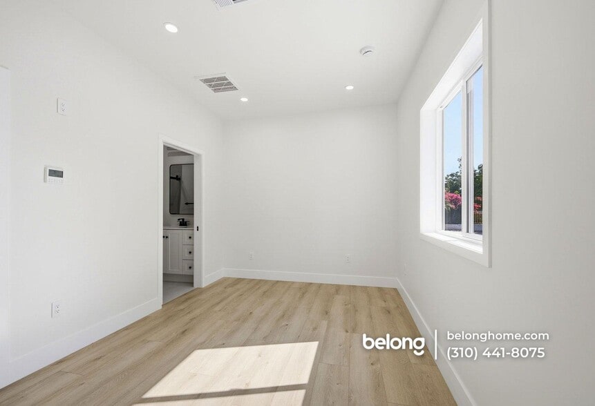 Building Photo - 7947 Atoll Ave