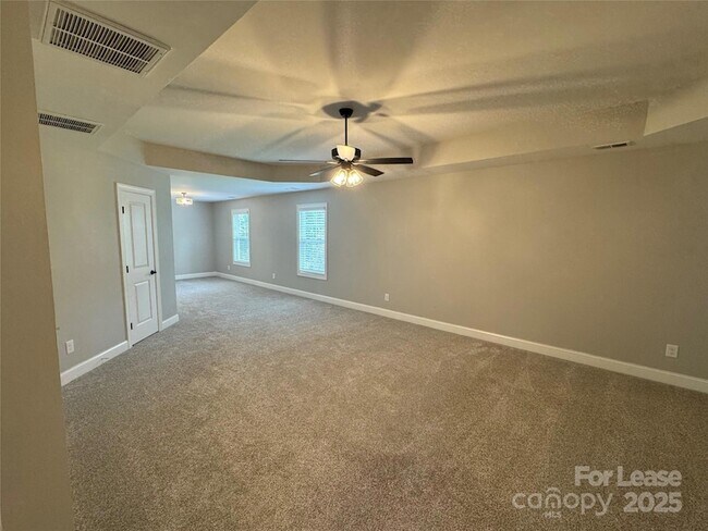 Building Photo - 3011 Waxhaw Crossing Dr