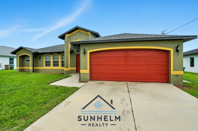 Building Photo - 209 SW 10th Ave