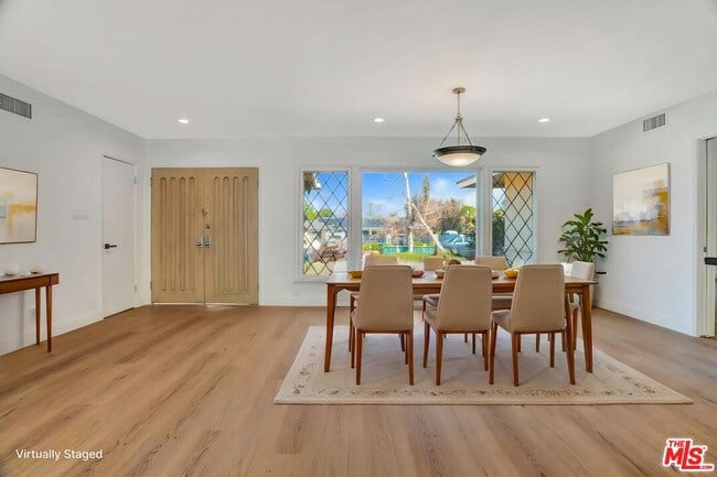 Building Photo - 19732 Henshaw St