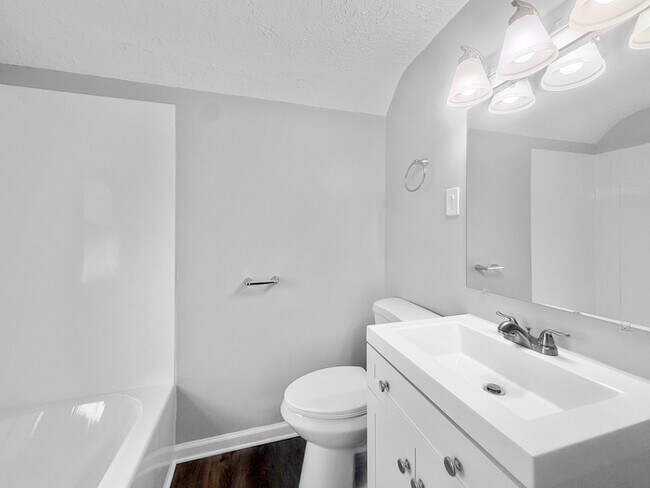 Building Photo - 127 N 40th St