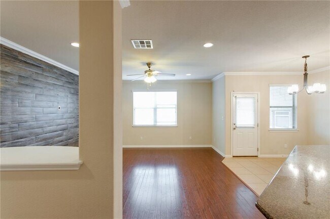 Building Photo - 1334 Grande Mesa Dr