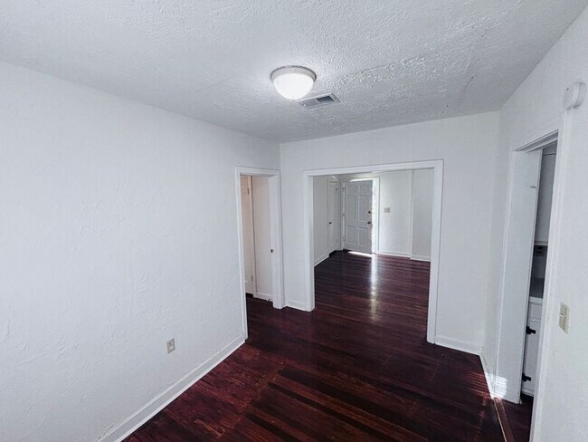 Building Photo - 239 Mason Blvd