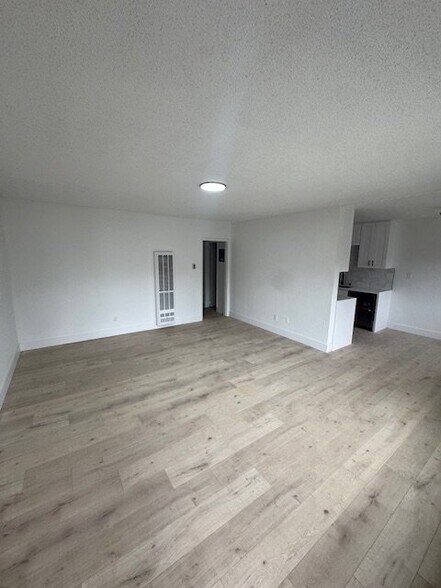 Building Photo - 12532 Adler Dr