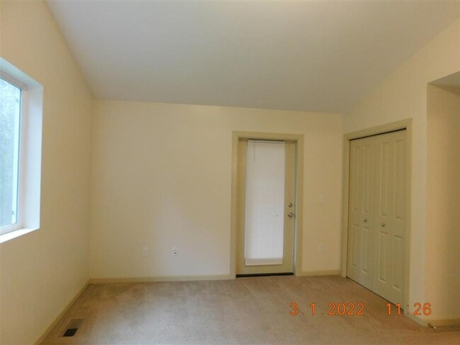 Building Photo - Single Family Home located in a quiet, pea...
