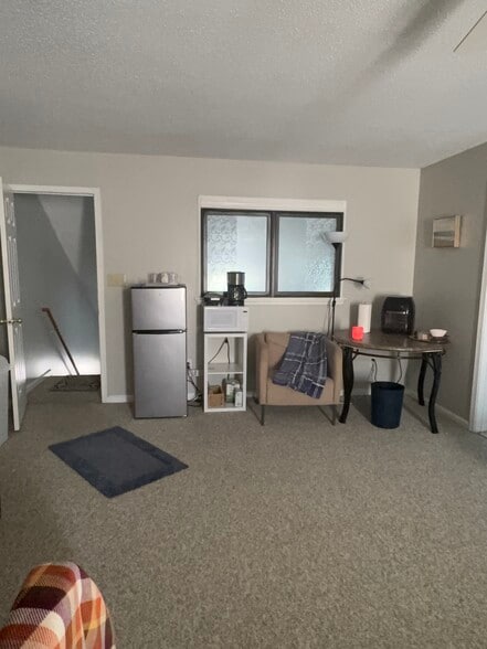 Building Photo - 19 Rose Briar Pl