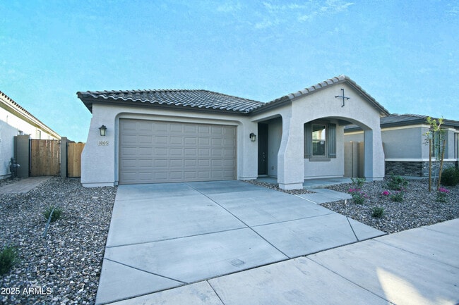 Building Photo - 1005 W Finch Dr