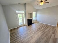 Building Photo - 3010 Winston Dr