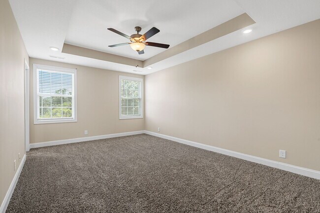 Building Photo - 2961 Lancelot Ln