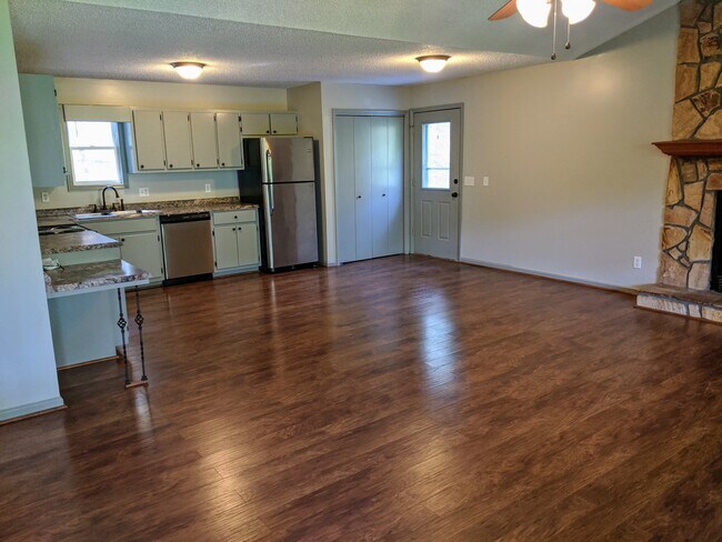 Building Photo - 1363 Legion Rd